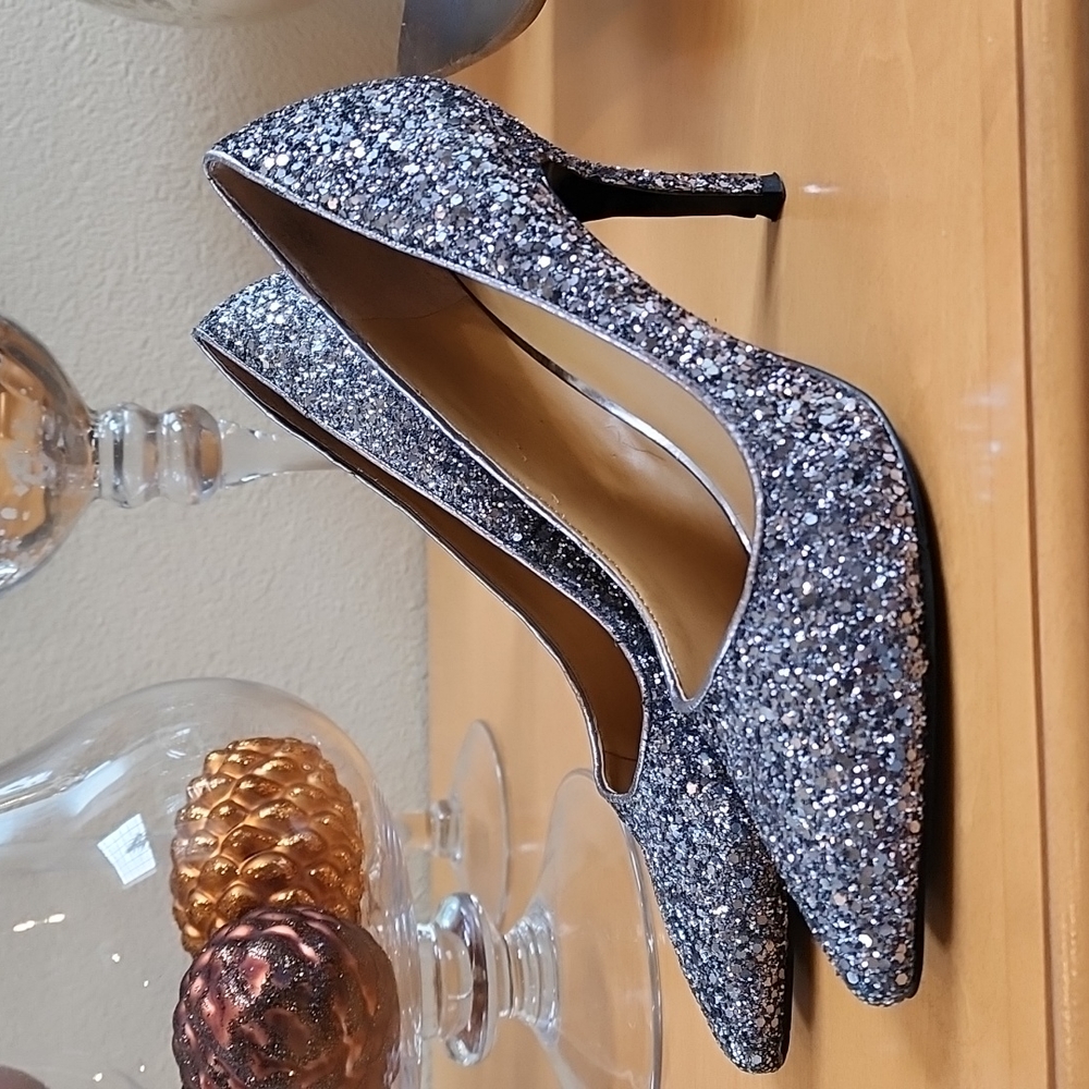 Like New! Nine West Flax Silver Sparkle Party 🥳 Heels size 7